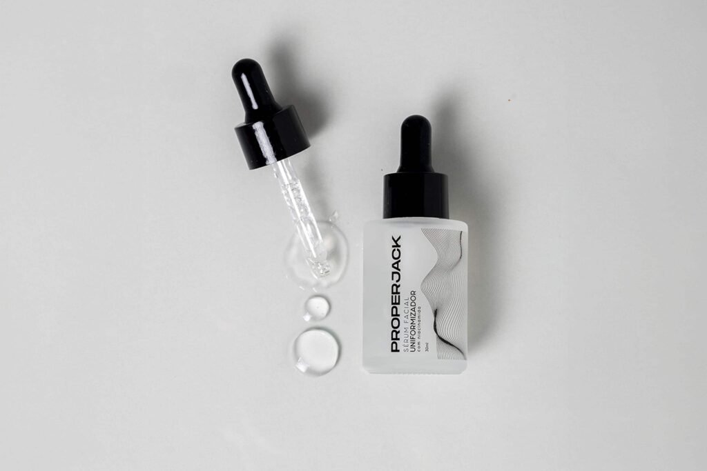 sérum facial uniformizador com niacinamida Proper Jack