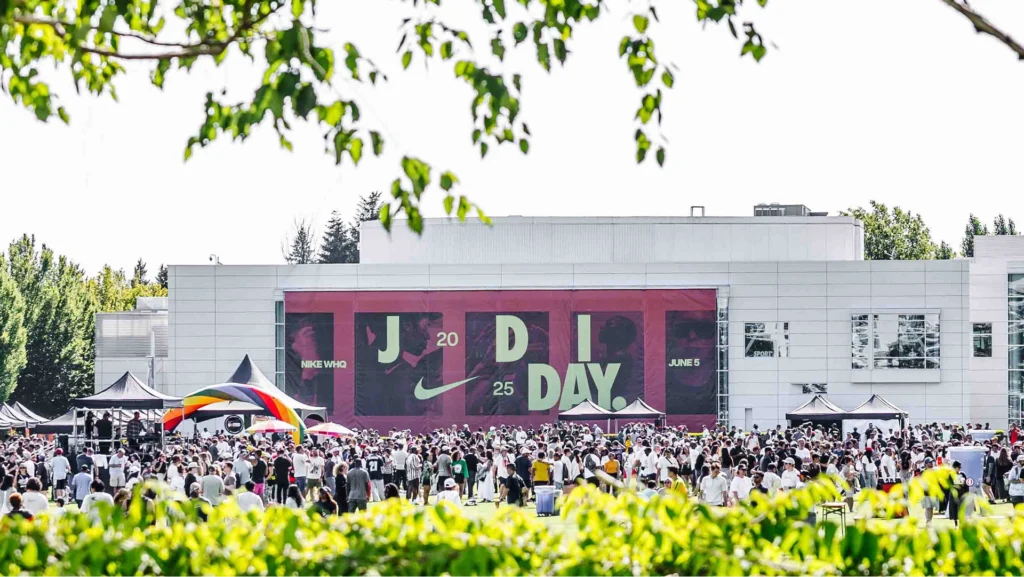 Dar vida à missão da NIKE começa com nossos funcionários e a criação de uma força de trabalho que represente diferentes origens, experiências e perspectivas.