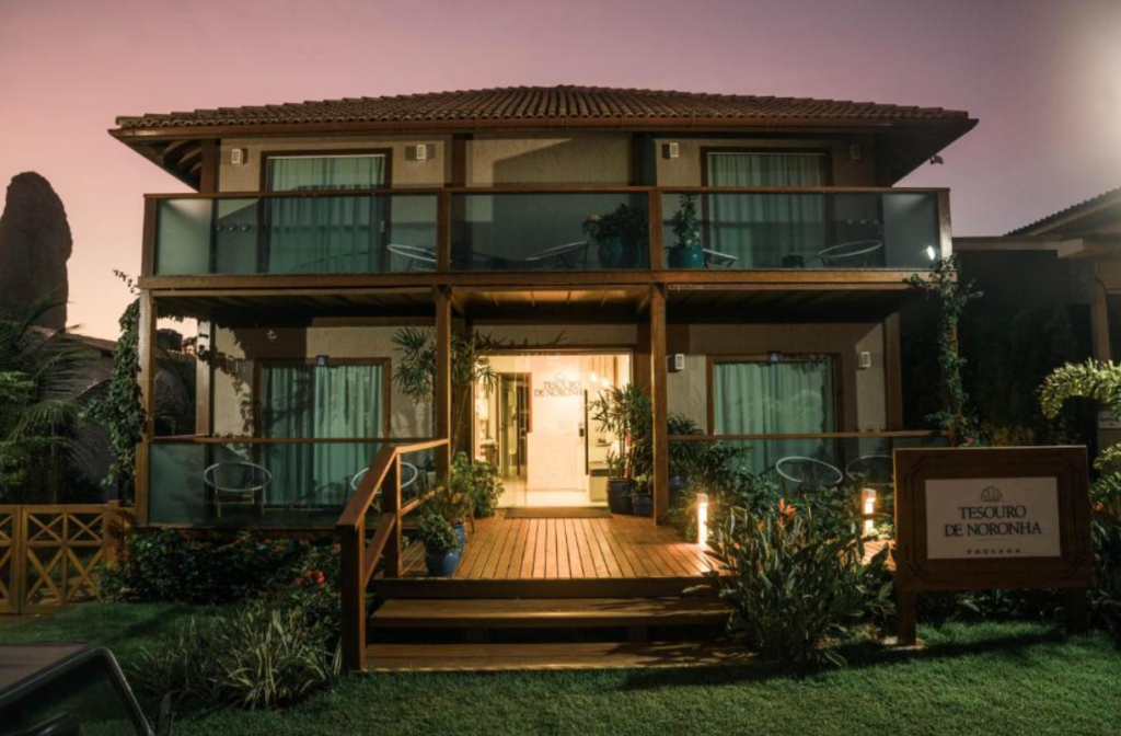 Tesouro de Noronha – Conforto, piscina e localização privilegiada em Fernando de Noronha