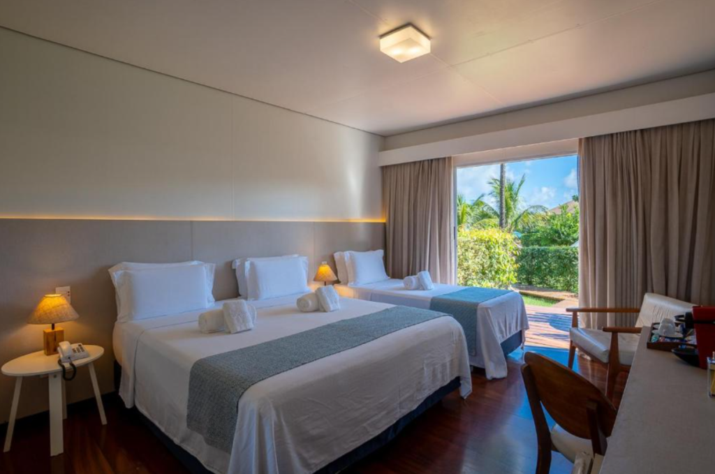 a Pousada Lua Bela é uma boa opção para quem busca conforto, praticidade e uma localização conveniente para explorar as praias da ilha.